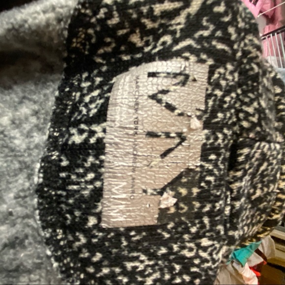 Size Medium Marc New York Zip-Up Sweater - Picture 4 of 4
